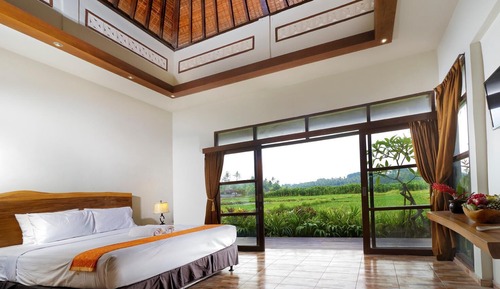 Deluxe Cottage, Garden View