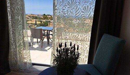 Exclusive Studio Suite