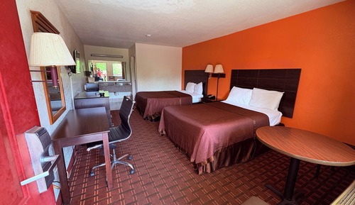 Basic Double Room, 2 Double Beds, Smoking