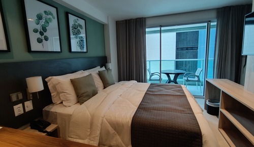 Deluxe Studio, 1 Queen Bed, Ocean View