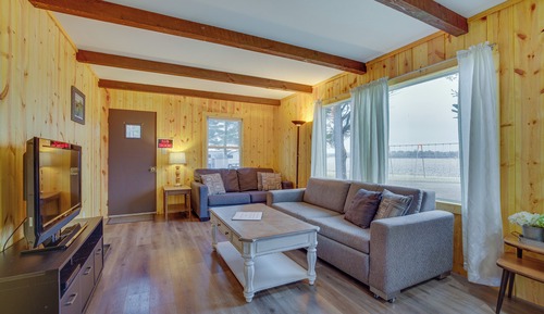 House (2 Bedrooms)