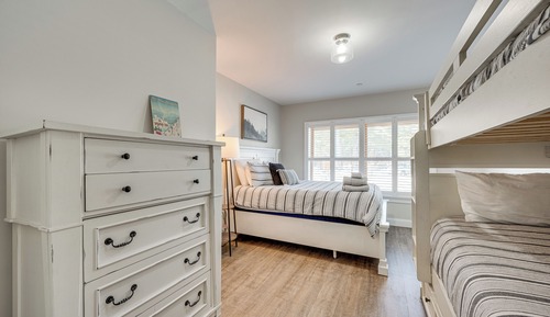 Apartment (2 Bedrooms)