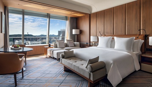 Superior Room, 1 King Bed, City View