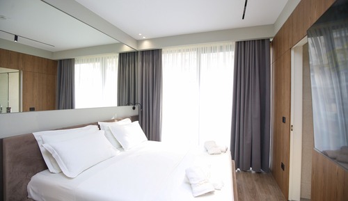 Deluxe Double Room, Partial Sea View