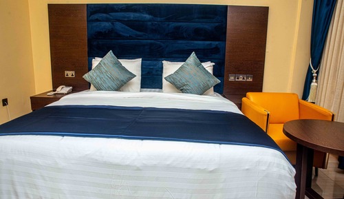 Deluxe Single Room
