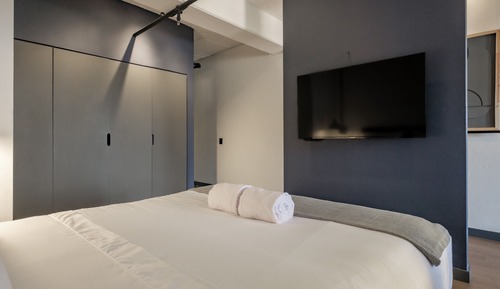 Premium Apartment