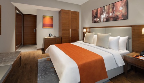 Deluxe Room, 1 King Bed (Deluxe King)