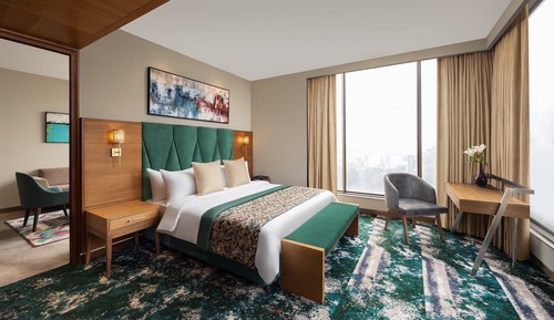 Suite, 1 King Bed
