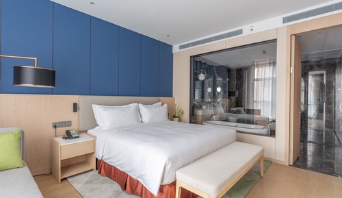 Suite, 1 King Bed (Dining Areas)