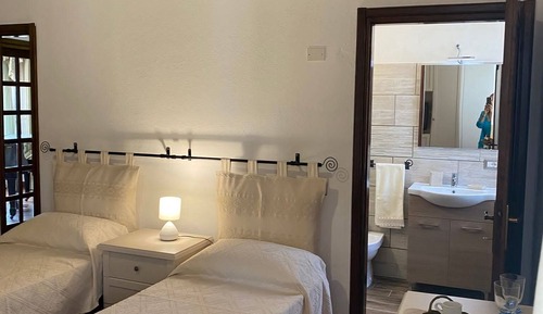 Superior Double or Twin Room (Sole)