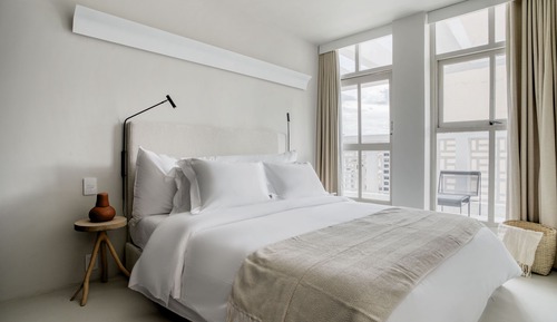 Panoramic Room