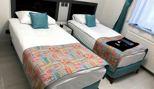 Economy Room