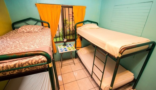 Economy Shared Dormitory, Shared Bathroom, Ocean View (10)