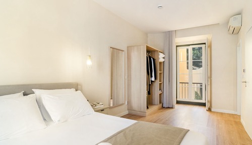 Premium Apartment