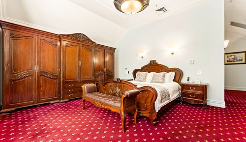 Premium Single Room