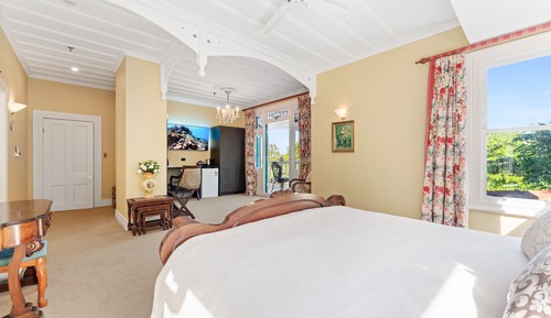 Premium Single Room