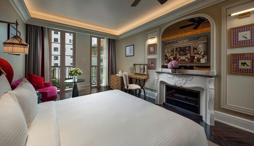 Premier Double Room, Balcony, City View