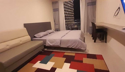 Deluxe Studio