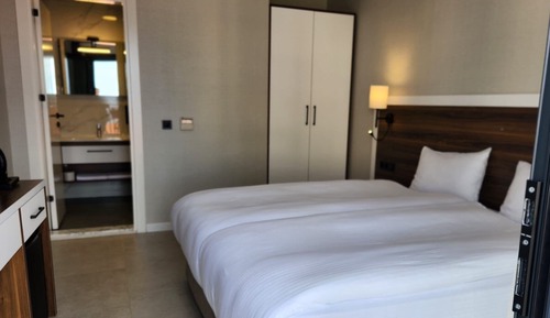Standard Double or Twin Room, Private Bathroom, Sea View