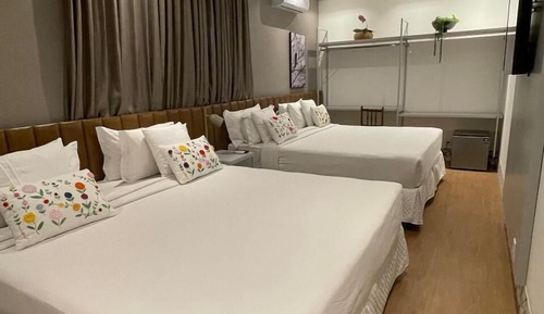 Deluxe Quadruple Room