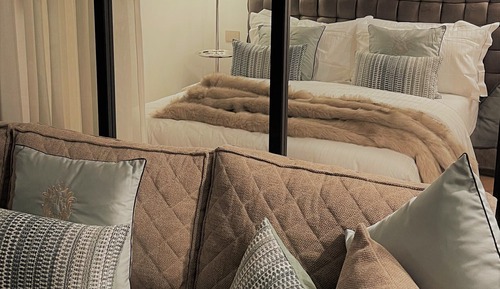 Luxury Suite