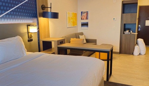 Suite, 1 King Bed with Sofa bed, Accessible, Non Smoking