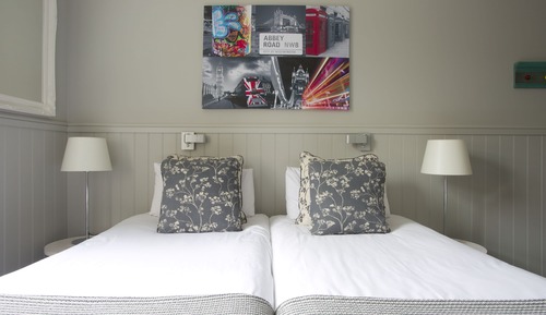 Comfy Double or Twin Room