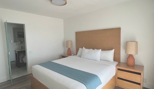 Suite, 1 King Bed with Sofa bed, Ocean View (Ocean View King Suite)