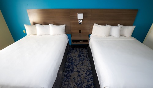 Standard Room, 2 Queen Beds, Non Smoking
