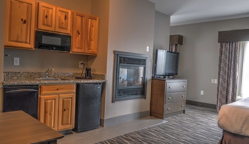 Room, 1 King Bed, Non Smoking, Fireplace