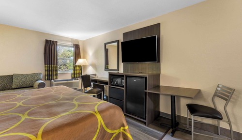 Suite, 1 King Bed