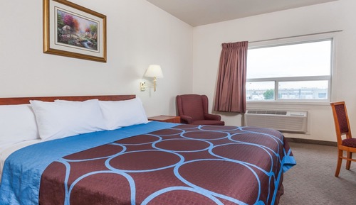 Standard Room, Smoking