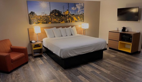 Suite, 1 King Bed, Non Smoking