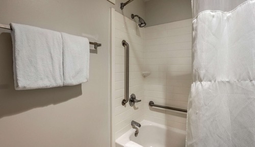 Room, 1 King Bed, Accessible, Non Smoking (Accessible Tub)