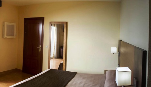 Double Room, City View (2+1)