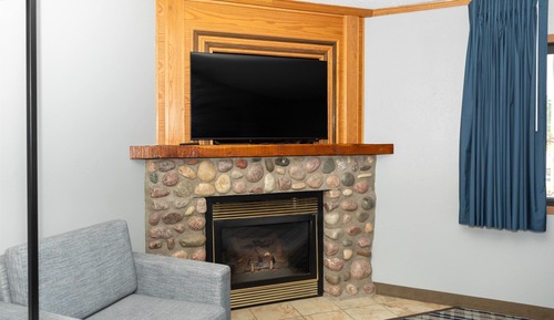 Superior Suite, 1 King Bed, Non Smoking (One-Bedroom)