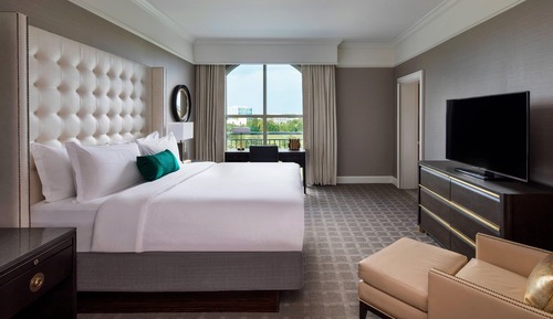 Presidential Suite, 1 King Bed, Balcony, Park View