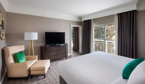 Junior Suite, 1 King Bed