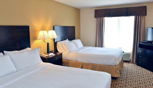 Suite, Multiple Beds, Accessible (Comm & Mobil, Accessible Tub)