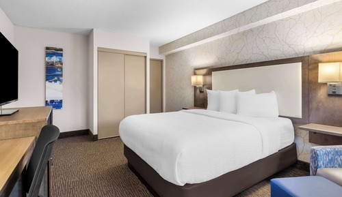 Standard Room, 1 Queen Bed, Non Smoking