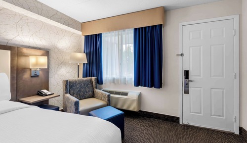 Standard Room, 2 Double Beds, Non Smoking, Refrigerator & Microwave