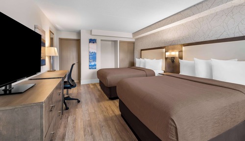 Standard Room, 2 Queen Beds, Non Smoking, Refrigerator & Microwave (Pet Friendly)