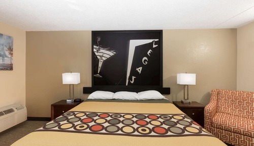 Room, 1 King Bed, Accessible, Non Smoking (Mobility, Bathtub w/Grab Bars)