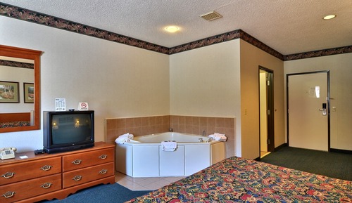 Standard Room, 1 Queen Bed, Smoking