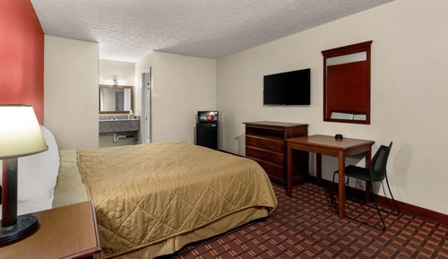 Standard Room, 1 King Bed, Smoking