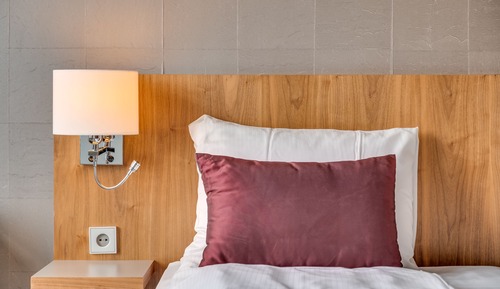 Single Room (Compact)