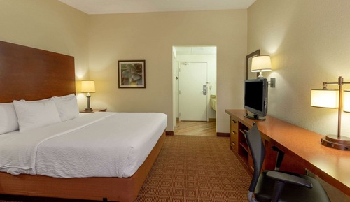 Deluxe Room, 1 King Bed, Non Smoking