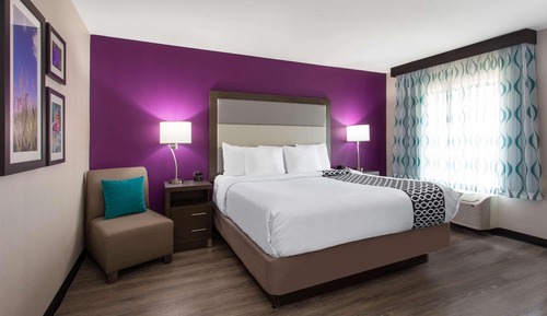 Suite, 1 King Bed, Non Smoking (1 King Bed)