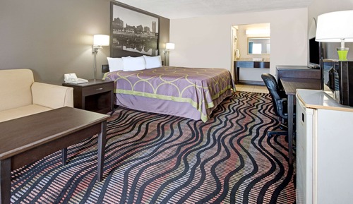 Suite, 1 King Bed, Smoking