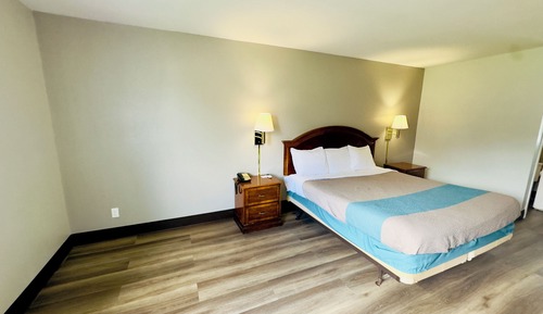 Standard Room, 1 King Bed, Non Smoking